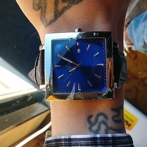 Puredial square legacy watch